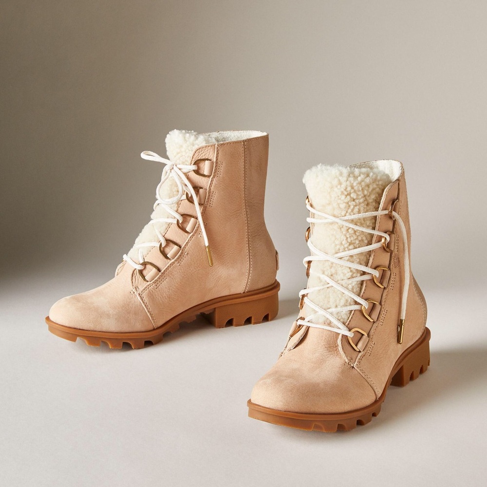 NEW Sorel Phoenix Short Lace Lux Cozy Boots